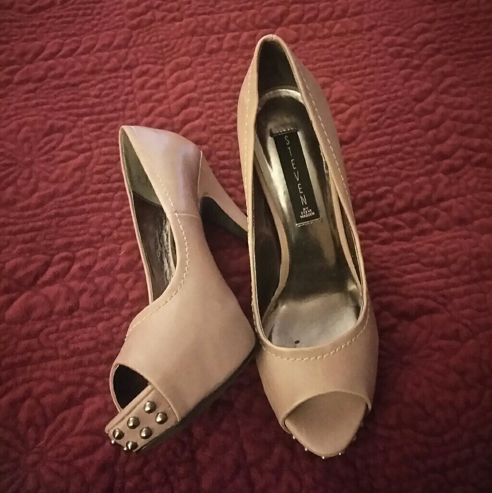 Steve madden pumps